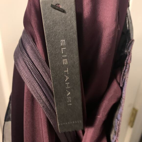 Elie Tahari Women's Velvet Burnout Raven Skirt Size 14 NEW Purple Whimsigoth - Picture 5 of 8